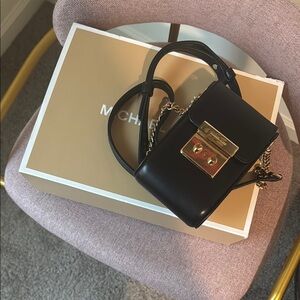 Michael Kors Black Crossbody mini bag + original box.